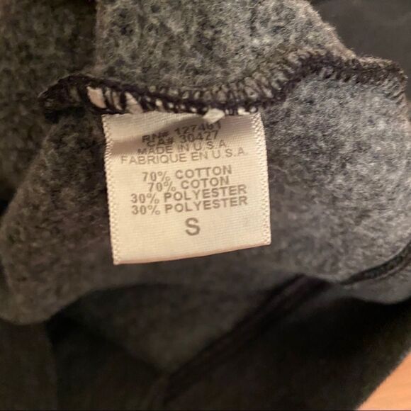 NEW Wildfox Gray Body by Trey Sweatshirt Size S - Picture 5 of 5